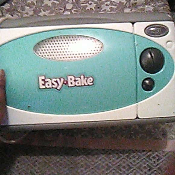 Easy bake oven - Picture 2 of 2